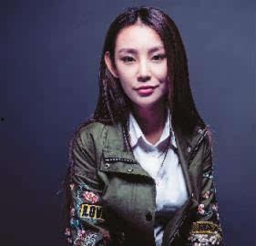 徐歌阳在线观看视频,揭秘音乐才女的多面魅力 第1张 徐歌阳在线观看视频,揭秘音乐才女的多面魅力 第1张